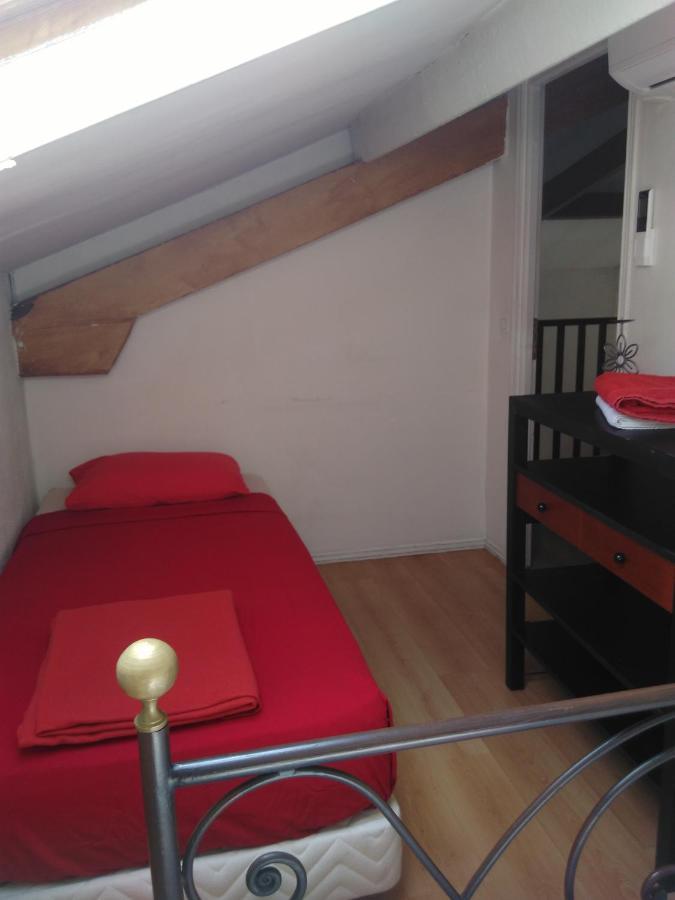 Crew Lighthouse Hostel Antibes Luaran gambar