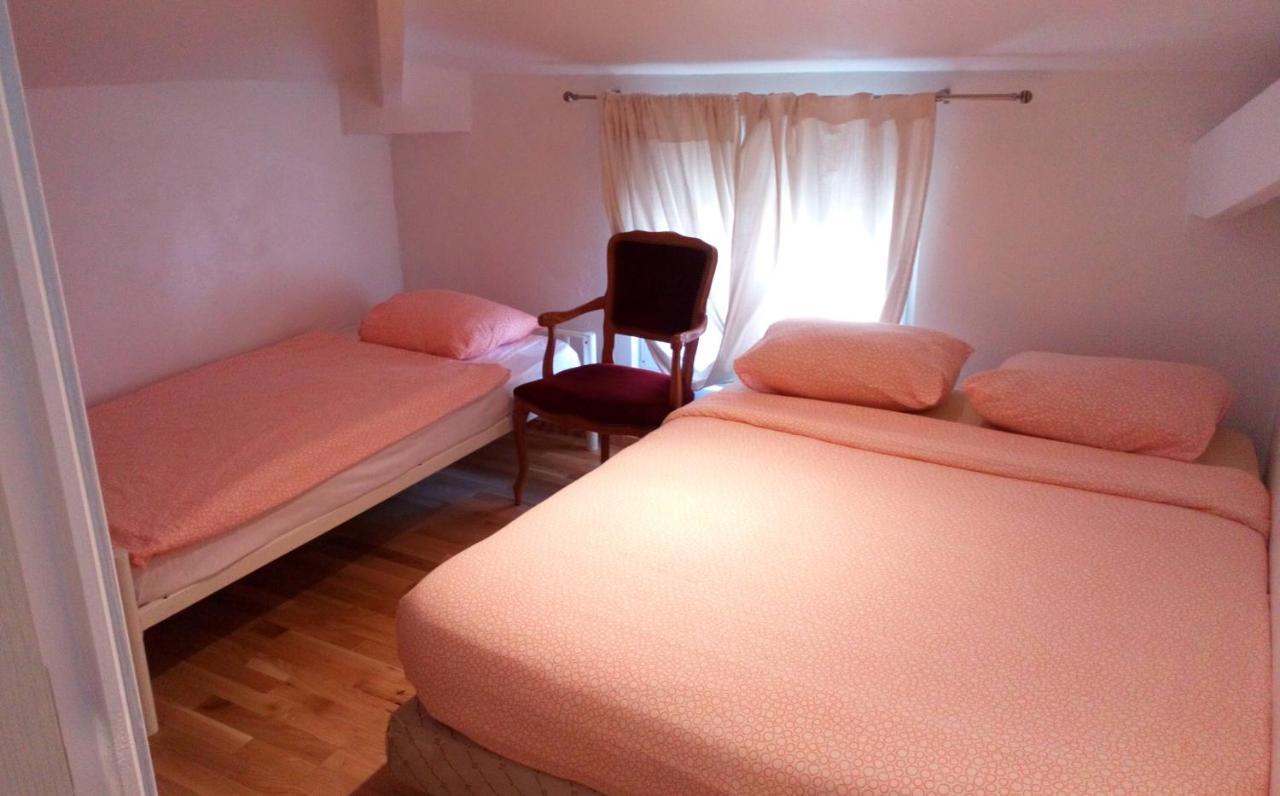 Crew Lighthouse Hostel Antibes Luaran gambar