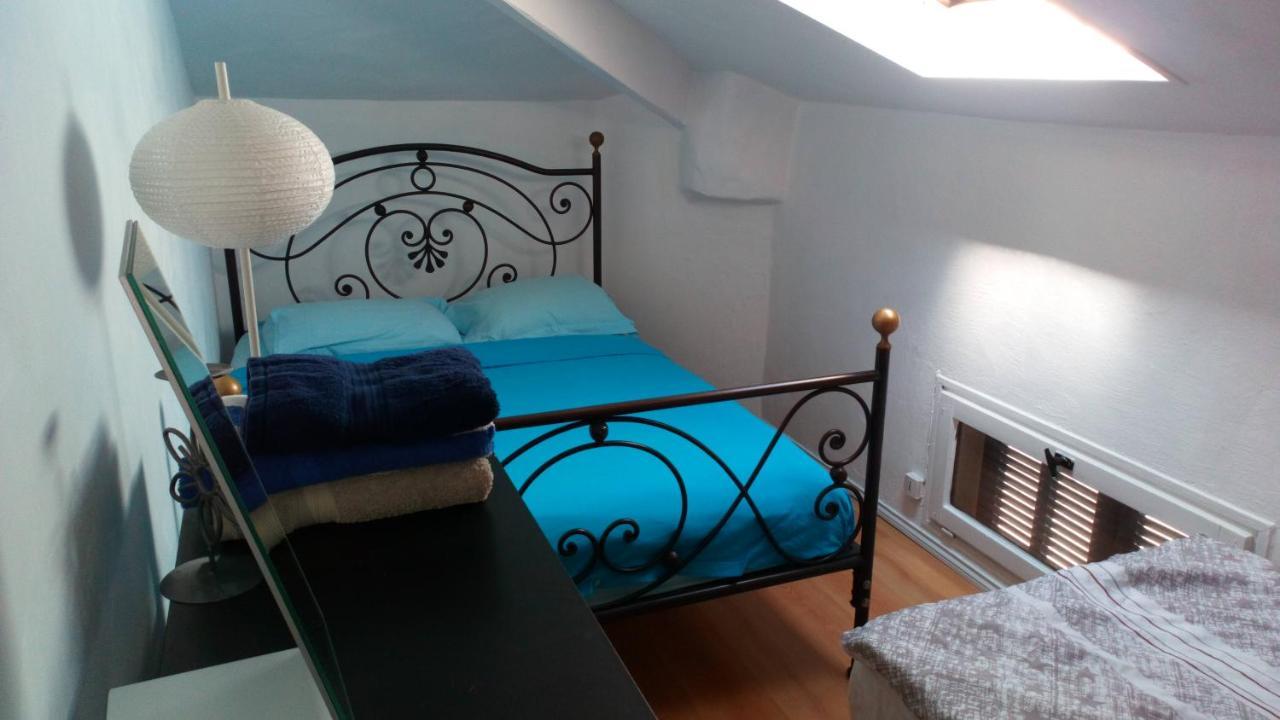 Crew Lighthouse Hostel Antibes Luaran gambar